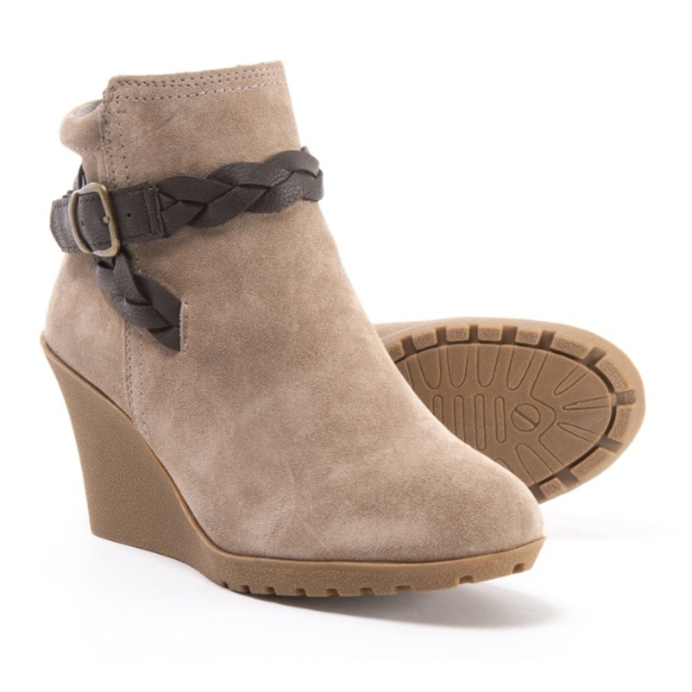 White Mountain Isabella Wedge Bootie Suede Sz. 8 - Picture 2 of 4